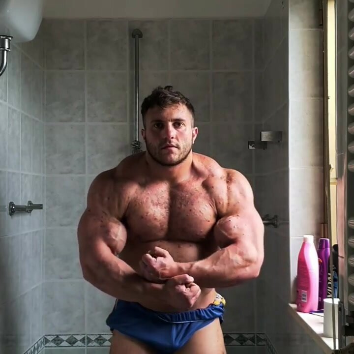 Roided Musclebull Kevin R 2
