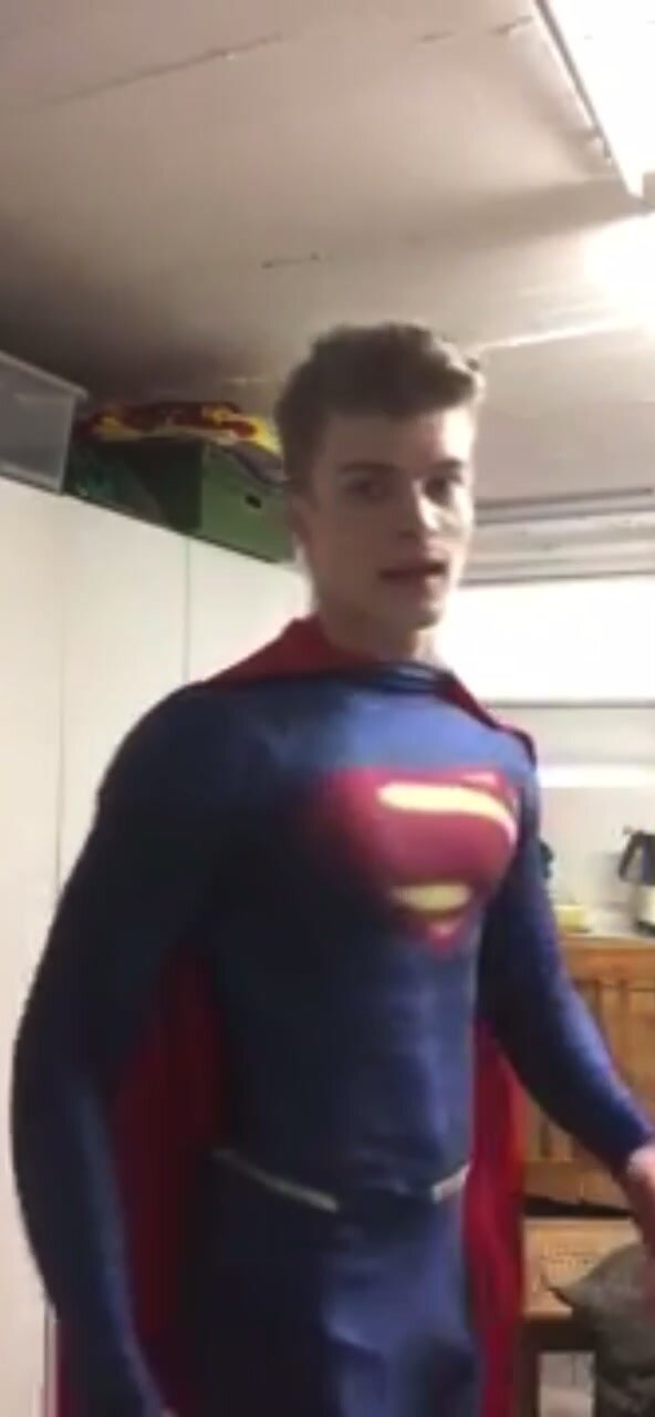 Teen Superman with a big bulge
