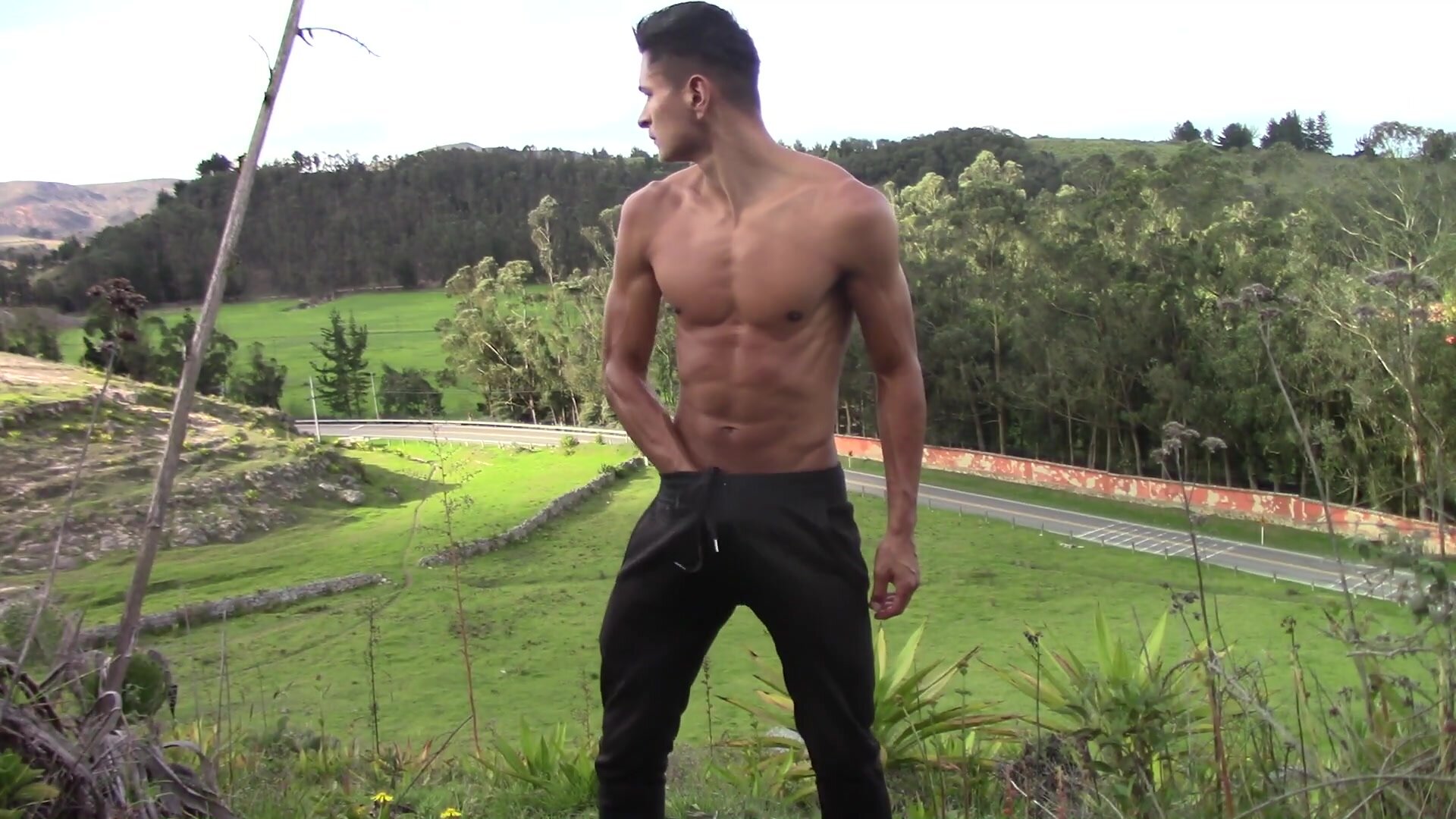 COLOMBIAN DUDE STROKING HIS DICK OUTDOORS