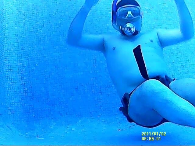 underwater - video 9