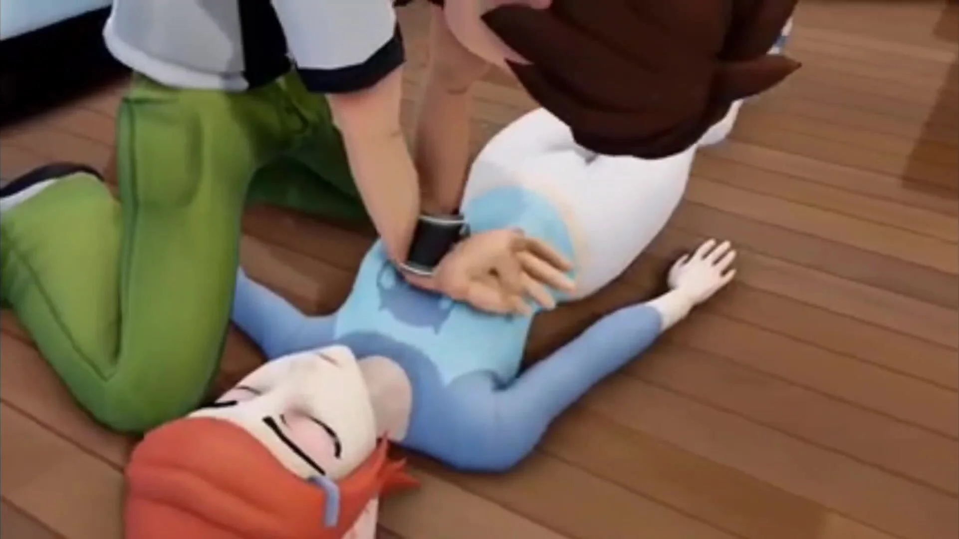 Gwen Tennyson Cpr(Clothed) - ThisVid.com