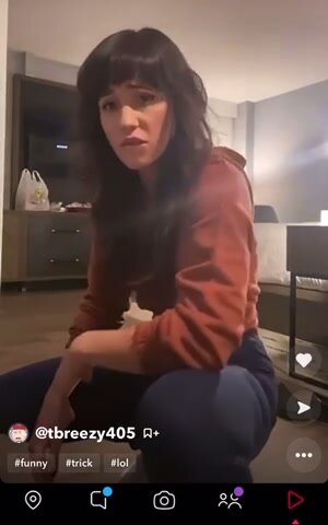Snapchat girl farting - video 2