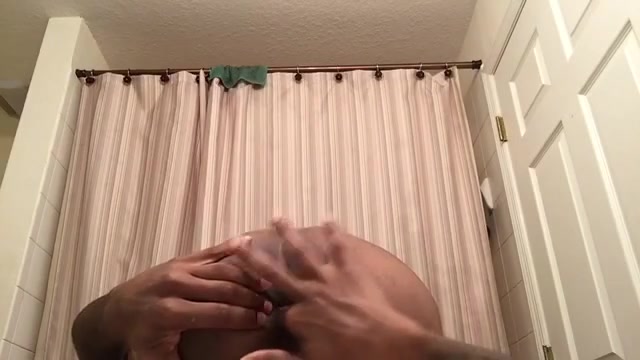 Dl digging in his hole