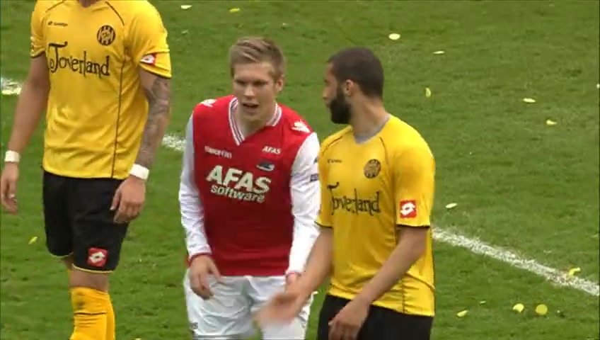 Hot blond guy gets testicles squeezed by opponent
