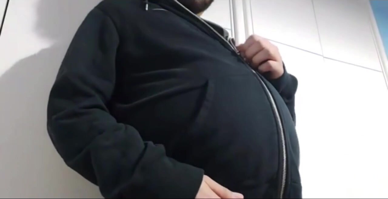 fat guy belly rubs