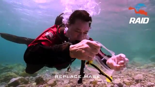 Underwater scuba mask removal in sea