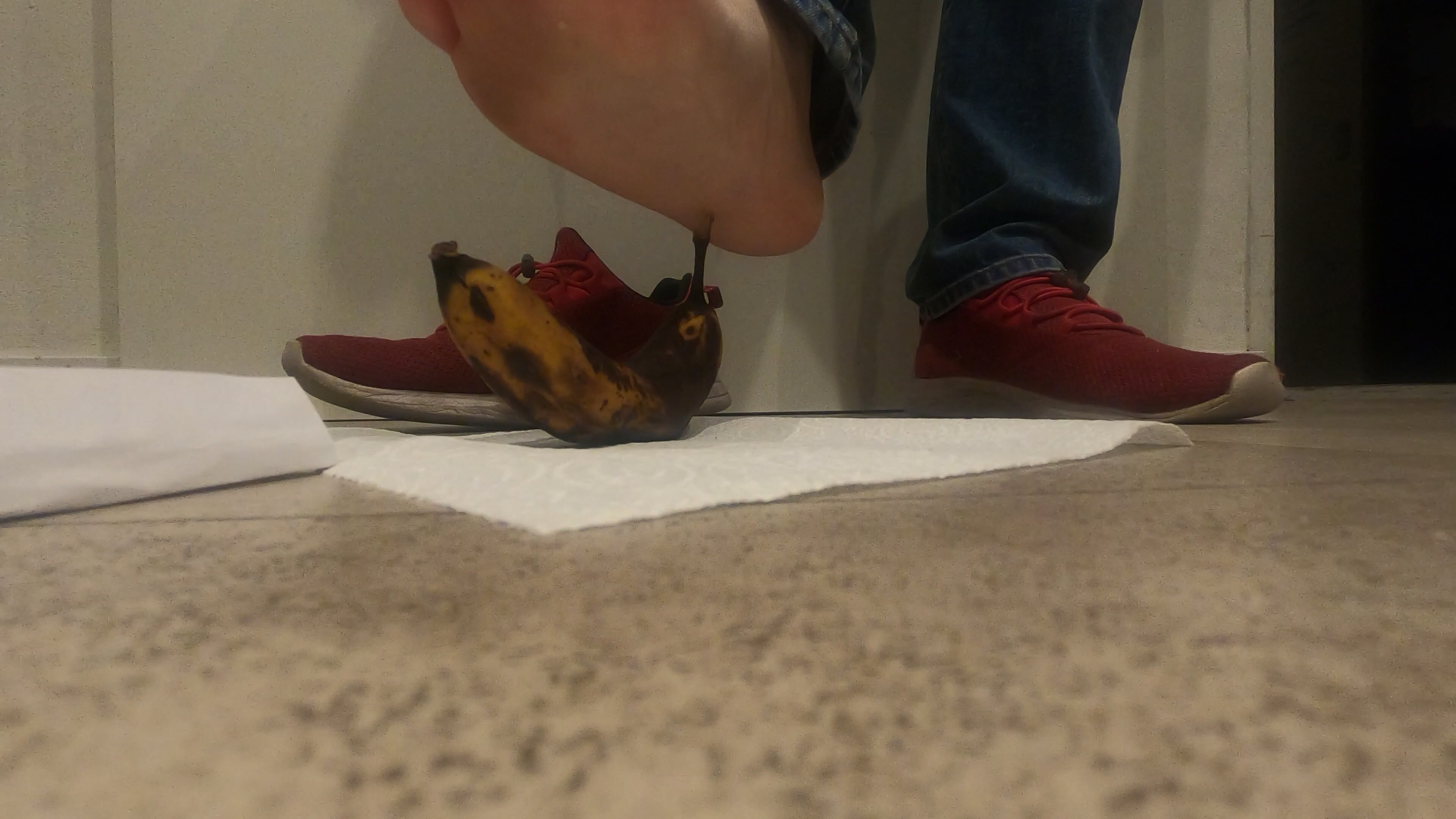Shoe remove and banana squash