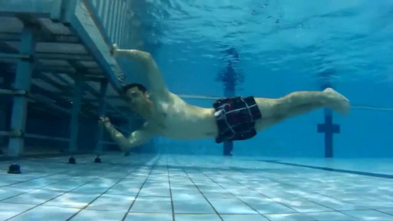 Underwater barefaced fit buddies