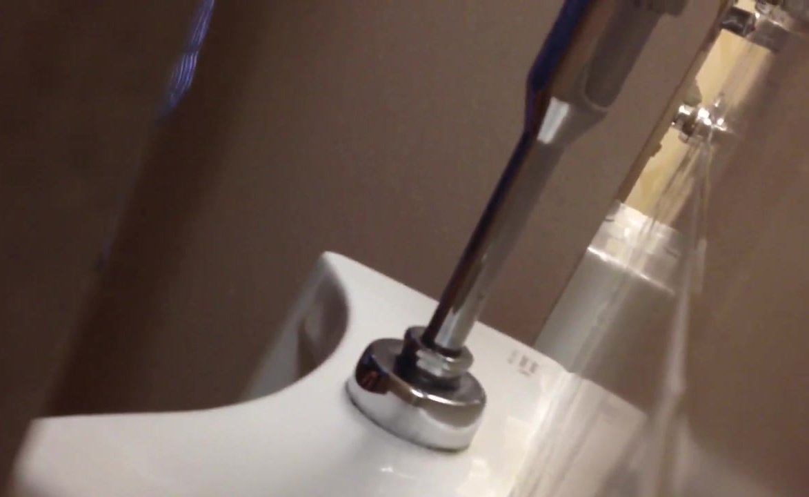 urinal - video 62