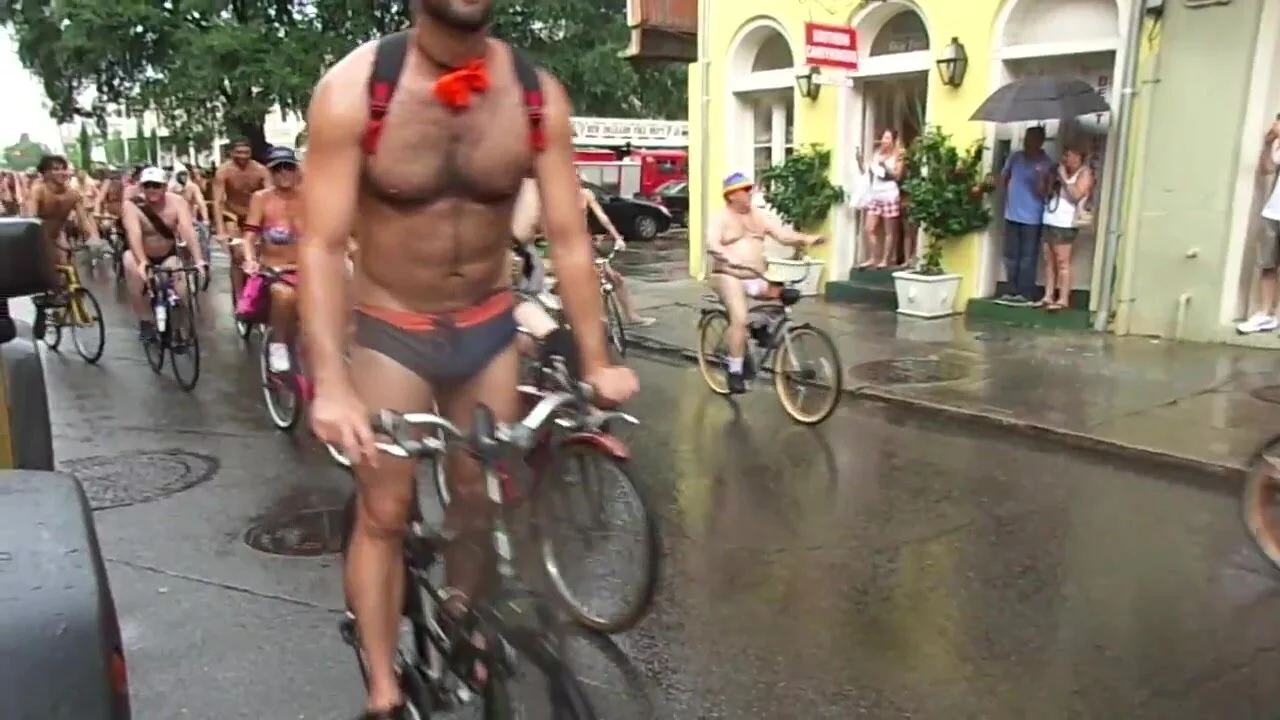 World naked bike ride WNBR old video nude guys bild