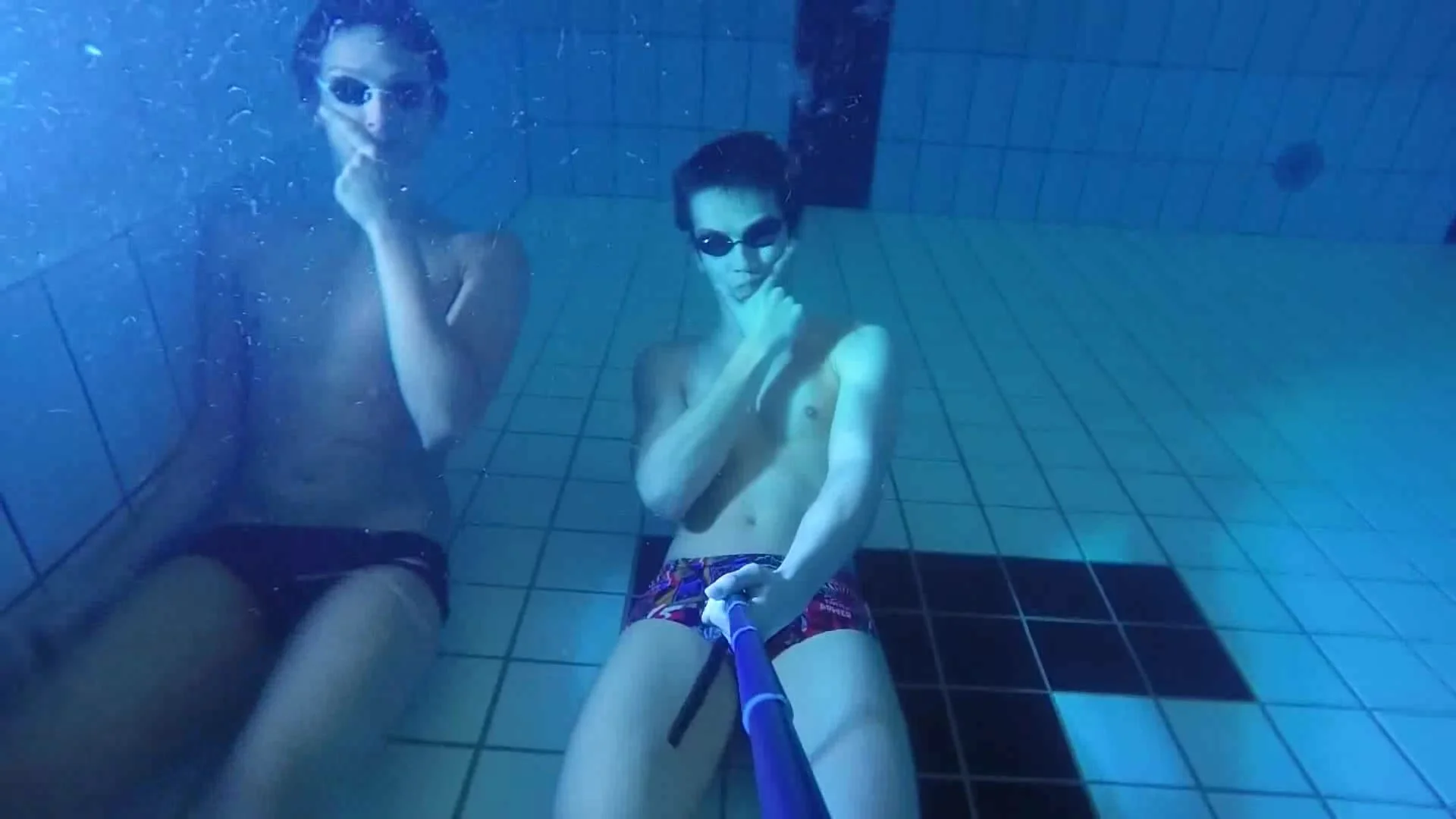 Tumblr Pool Sex Underwater - Speedo buddies underwater in pool - ThisVid.com