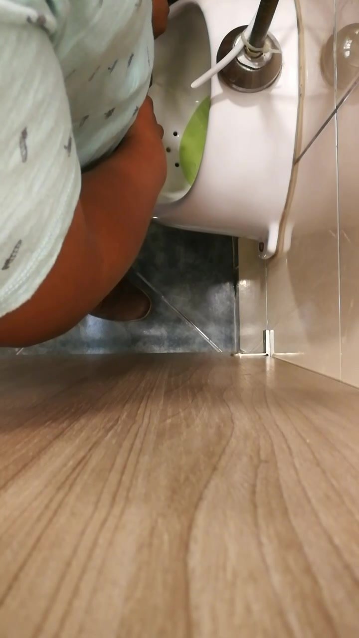 urinal - video 90