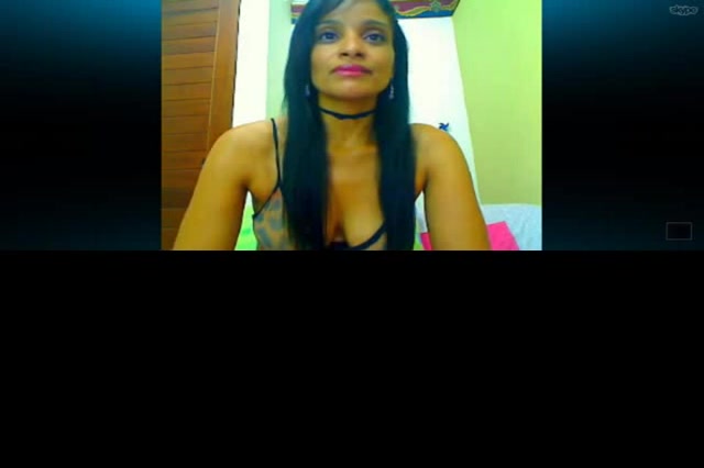 Sexy Latina Scat over Skype (With Audio)