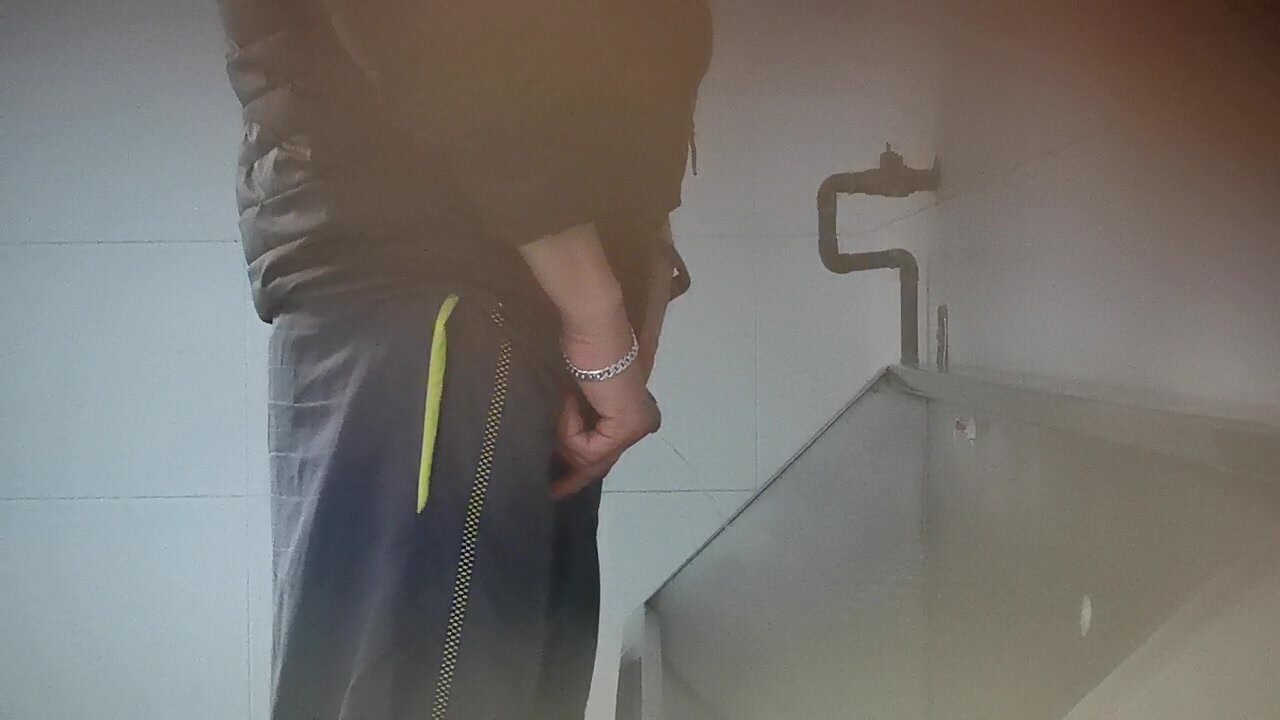 urinal - video 150