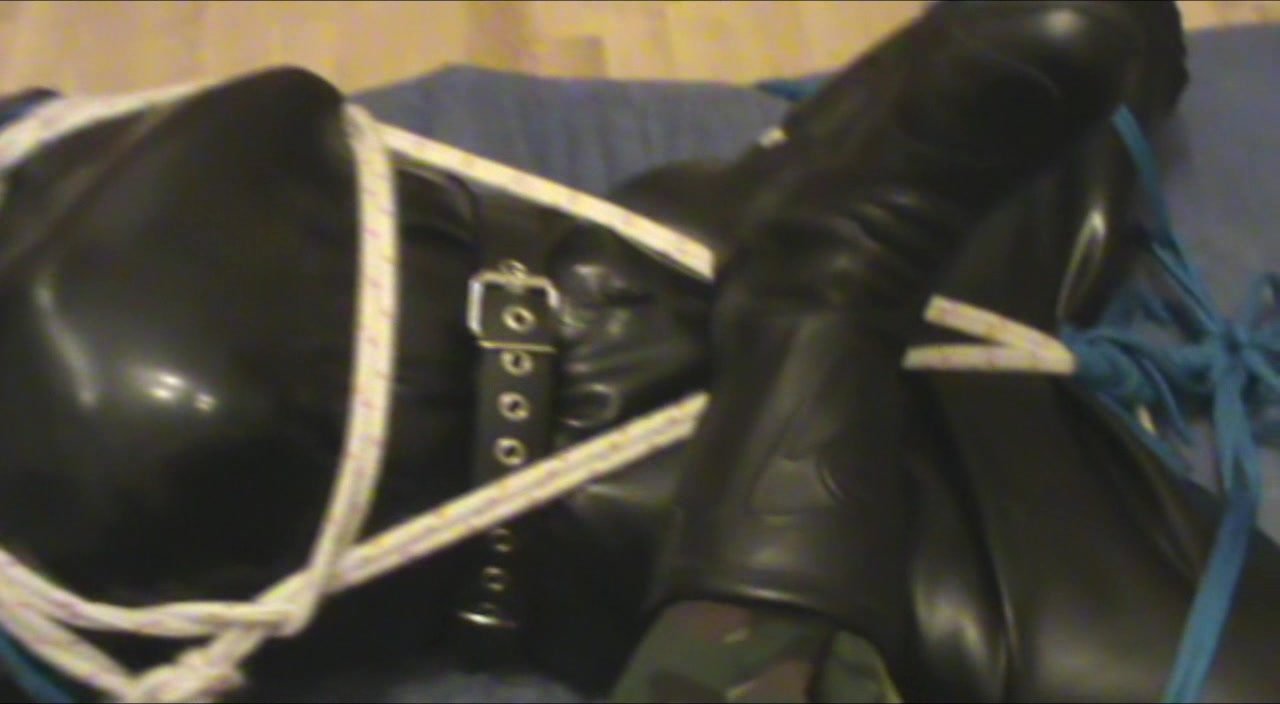 Restrained rubberslave in the hogsack - 2