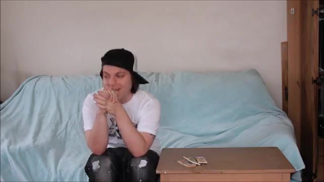 Balls moustrap 1