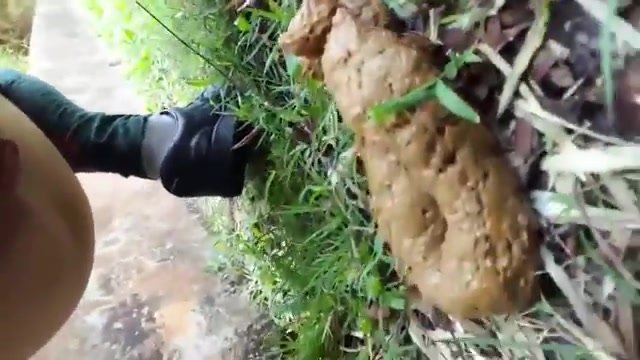 nature poop - video 2
