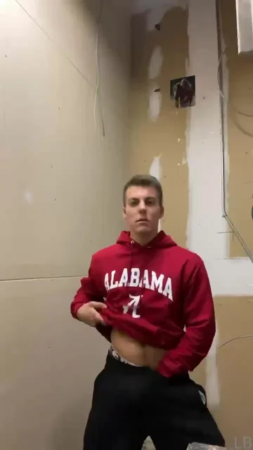 Alabama University Student Jerks Off In Auditorium