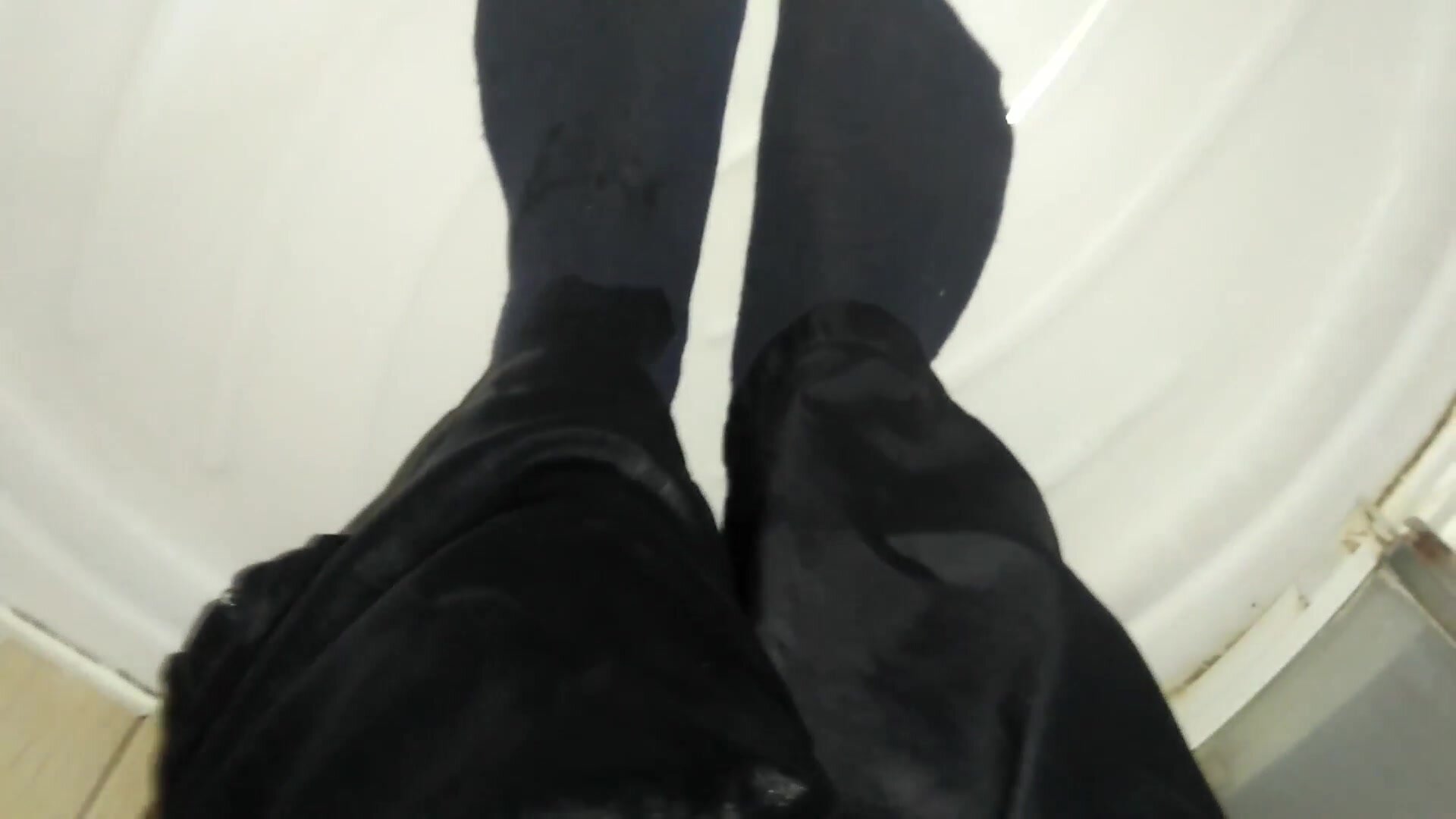 Wetting my leggings and black sweatpants 2016