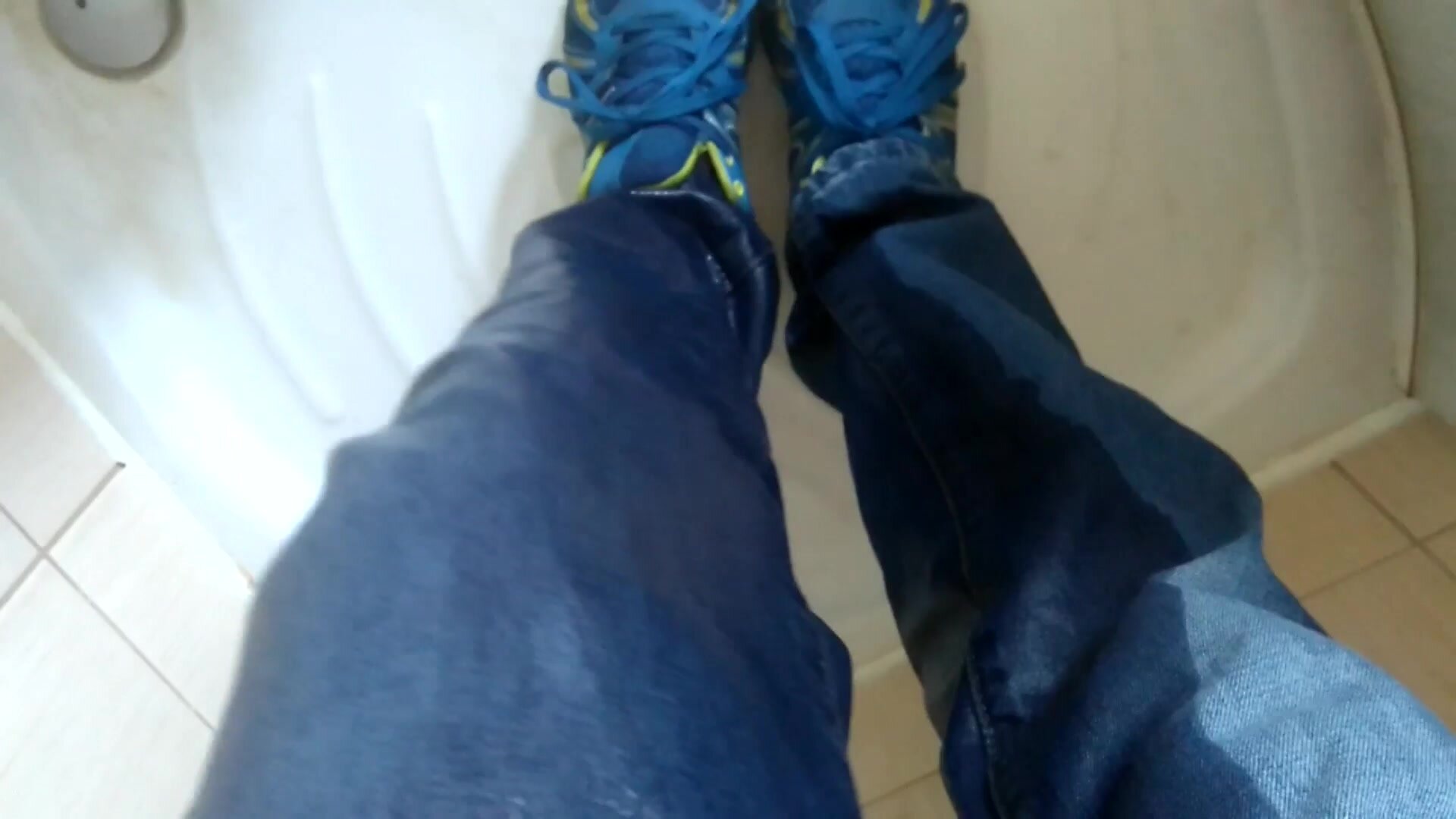 Flooding my jeans and blue sneakers 2016