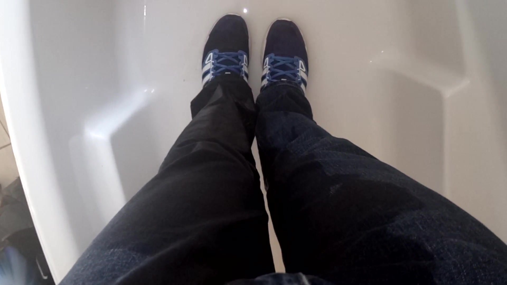 Piss and bath in dark jeans and Adidas sneakers 08.07.17