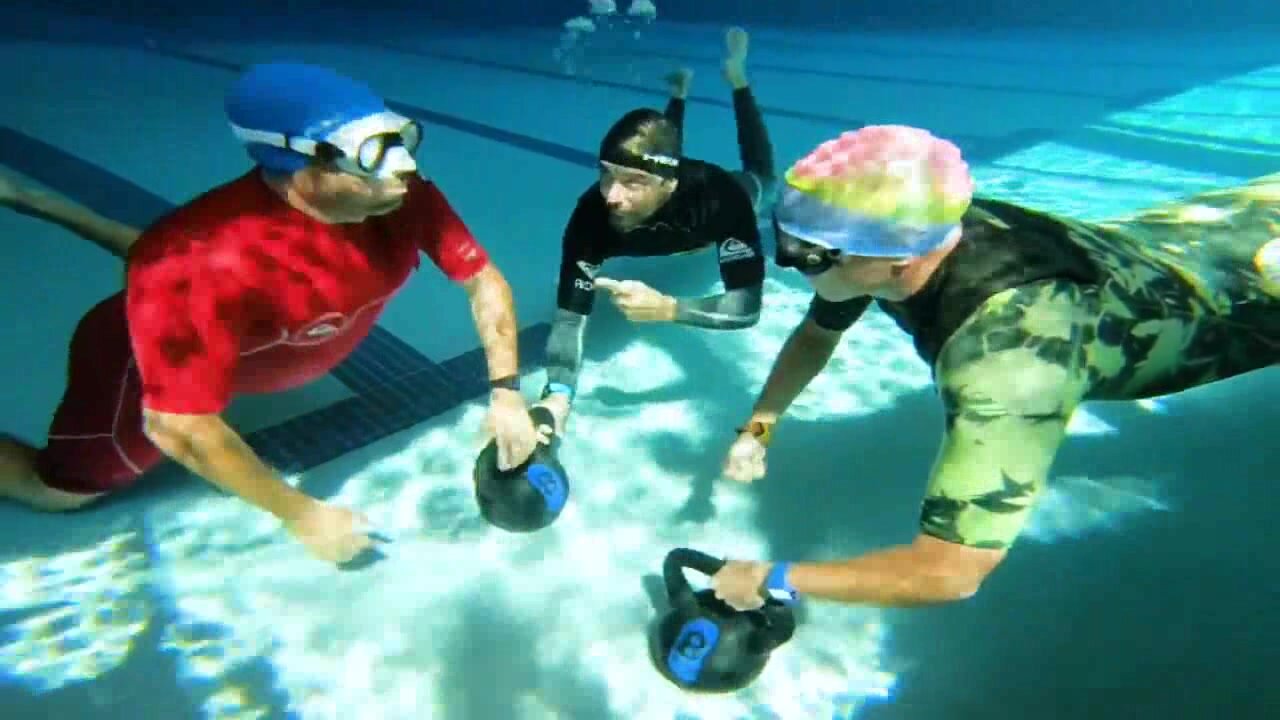 Spanish freedivers breatholding underwater