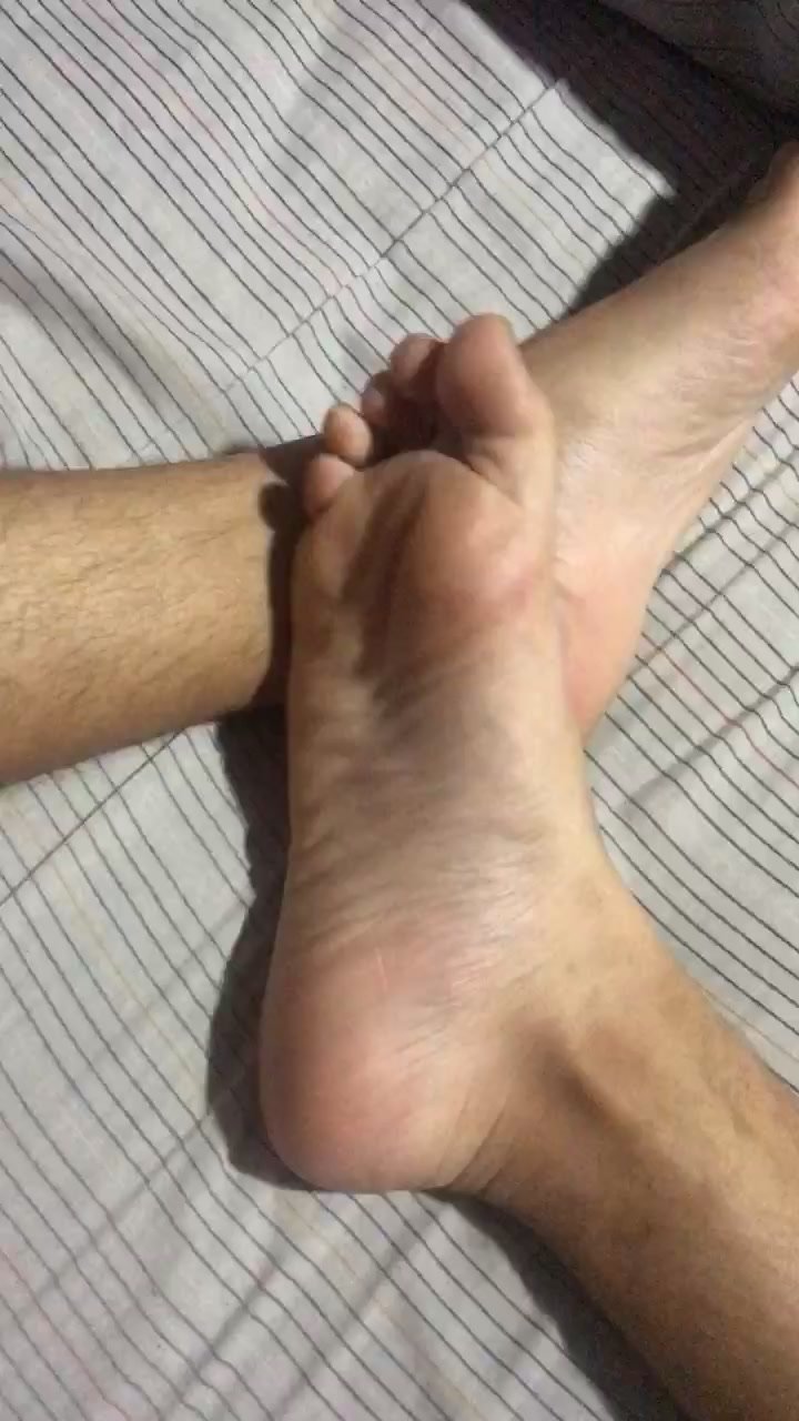pies de mi amigo