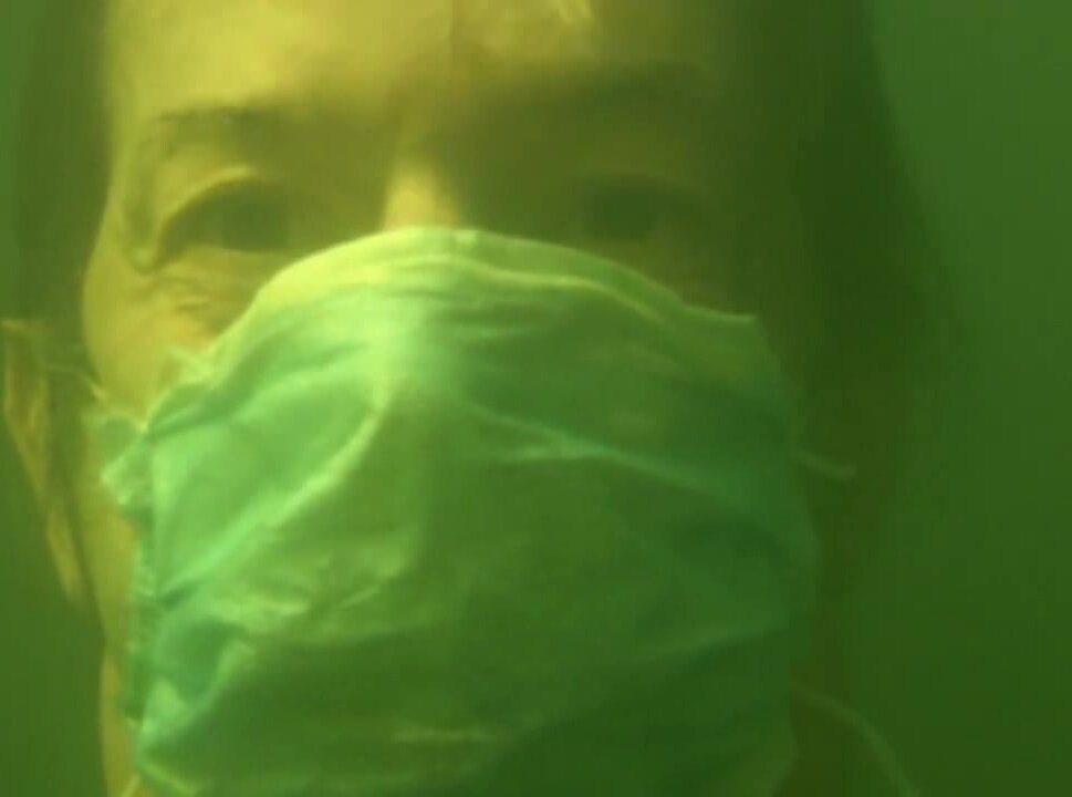 Talking barefaced underwater with mask