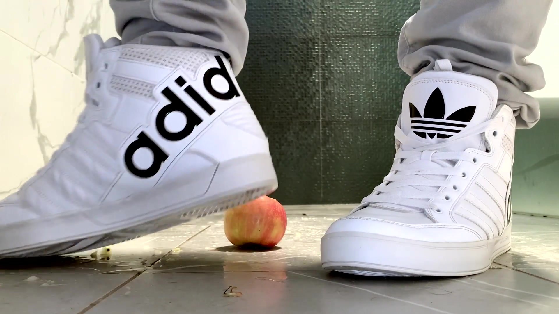Adidas Hardcourt crush apples