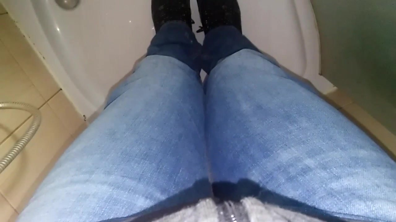 Piss and bath in jeans and winter boots