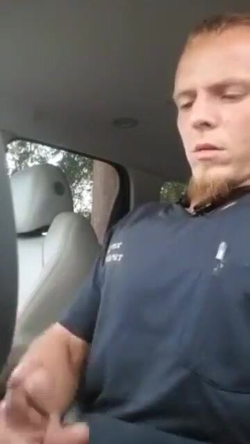 Cumming in the car - video 8