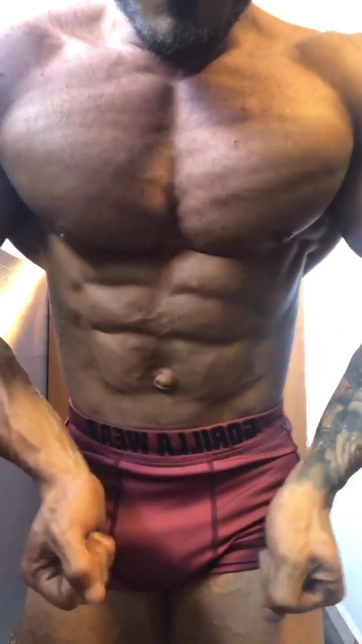 Hombres musculoso