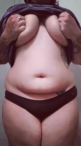 Bbw biggest tits showing
