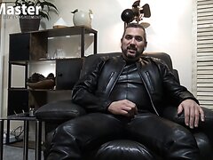 Solo leather dilf huffs poppers & edges PREVIEW