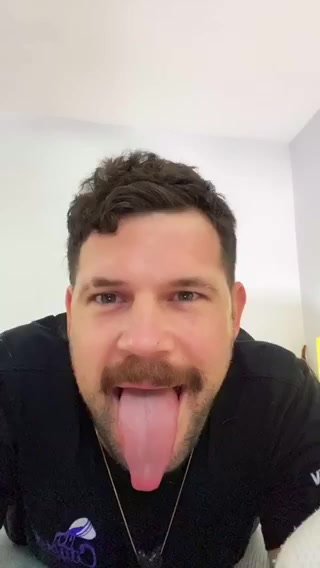 Big Tongue 