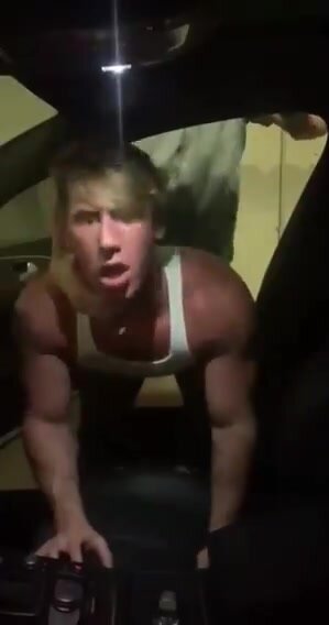 Cruising young muscle stud fucked in his car