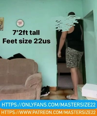 Giant man 7’2ft tall - feet size 22us