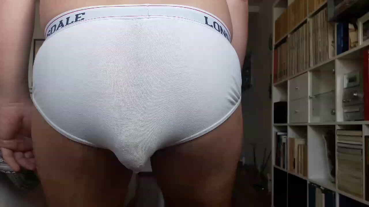 Filling my briefs - video 4