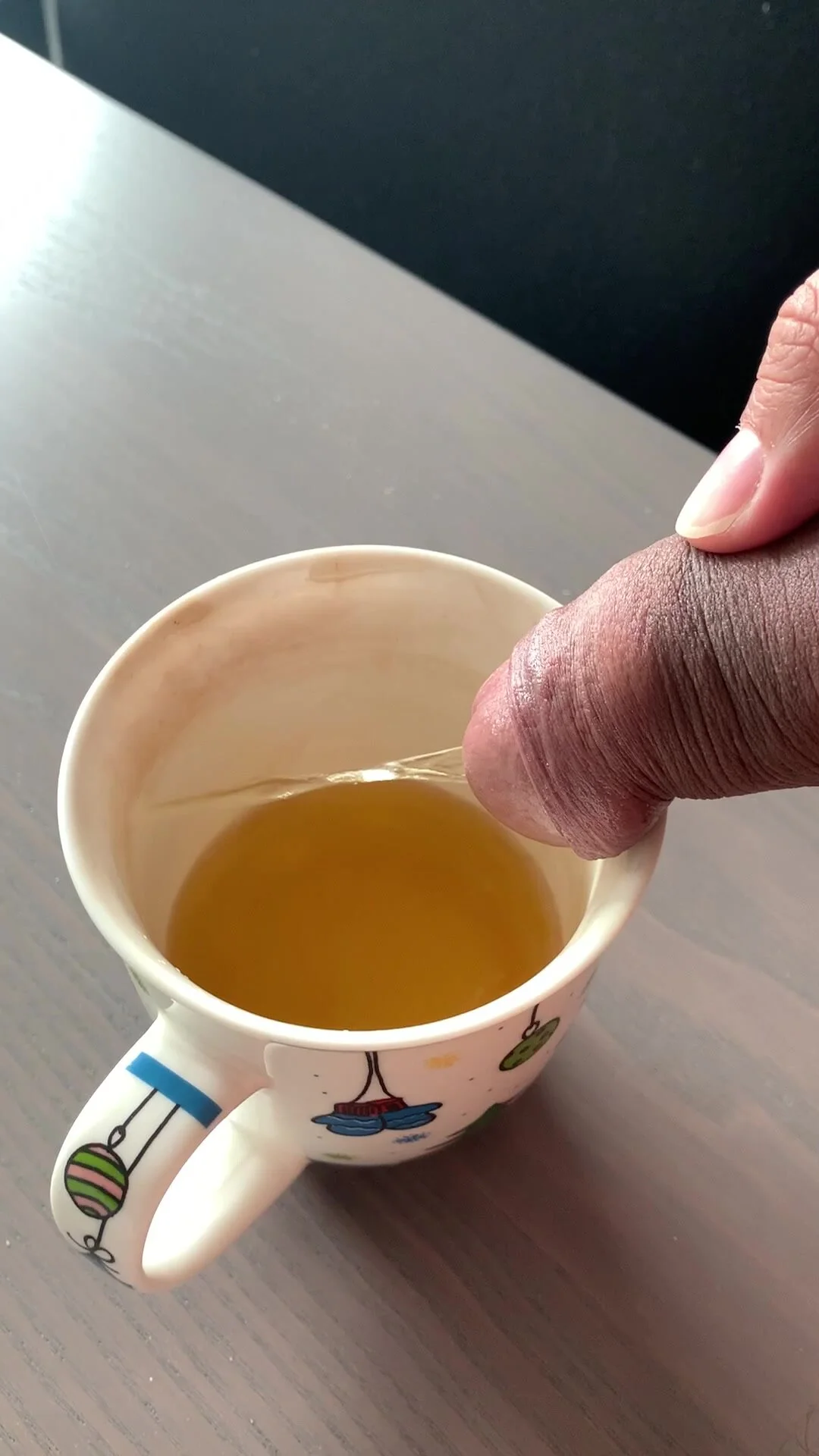 Cum in tea