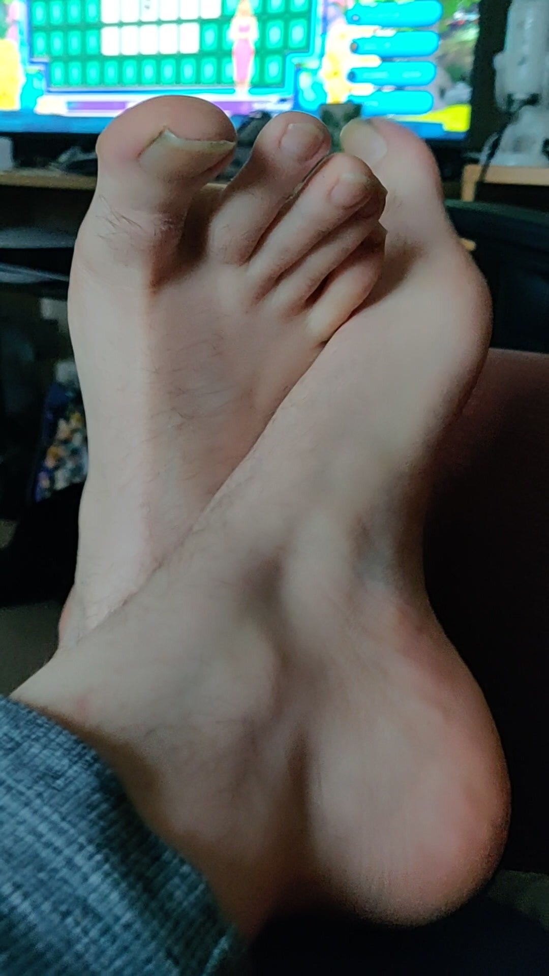 Boyfriend's Hot Feet