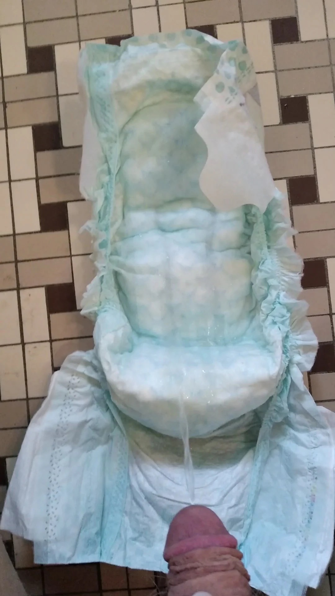 Taking An Open Piss In A Pampers Baby Dry Size 6 Diaper ThisVid com 