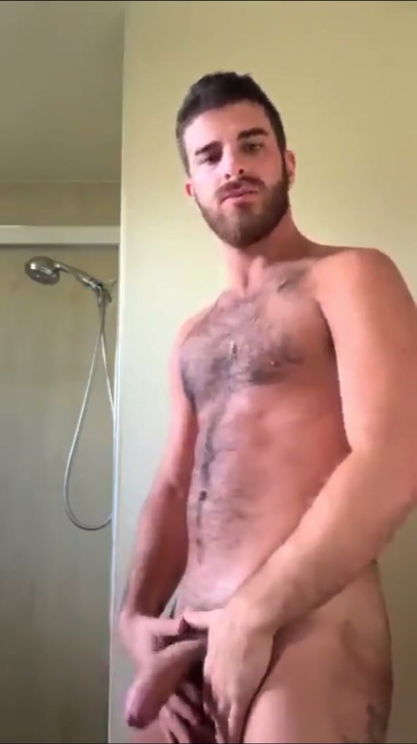 Hottie in the bathroom - video 2
