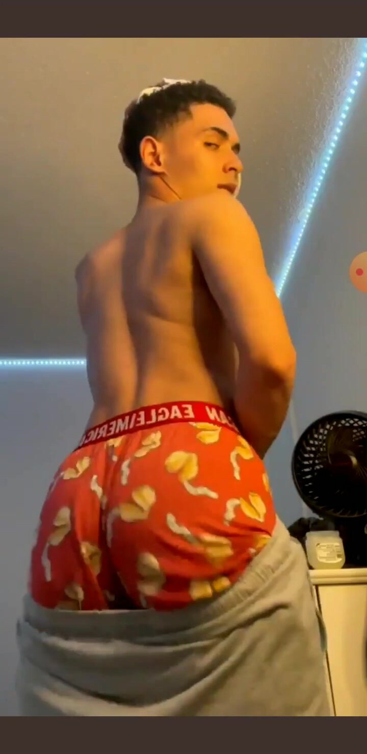Jiggle wiggle booty