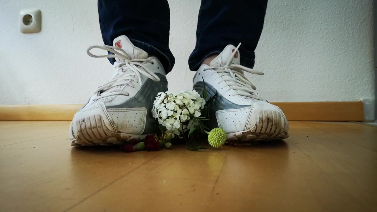 Crush some cut flowers with Nike Shox