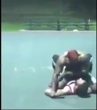 black dude fight in bcourt slap
