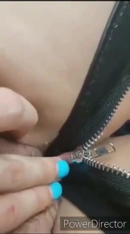 Zipped Pussy