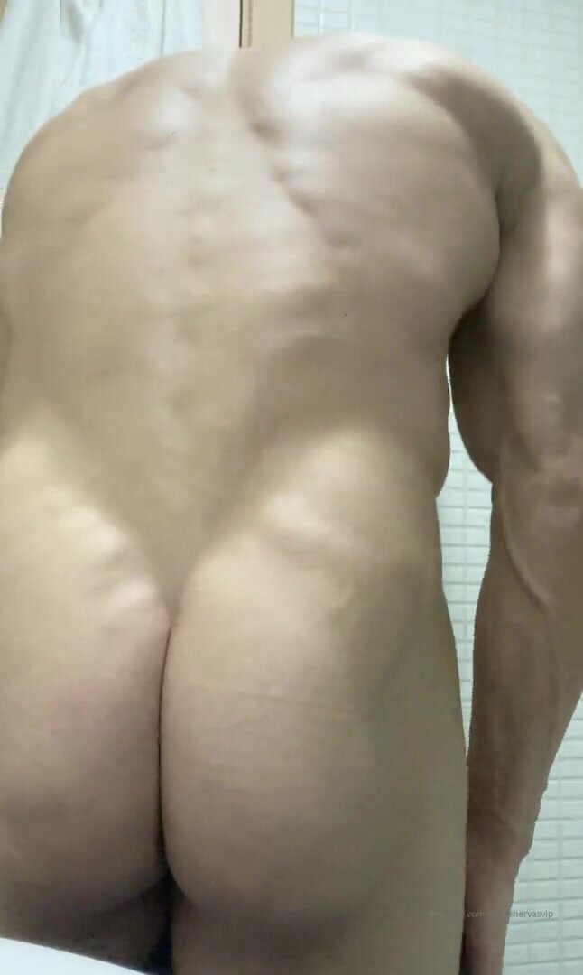 Sexy spanish fitness star shows off his ass in shower