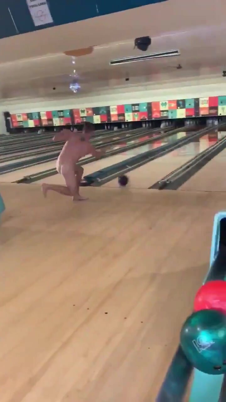 bowling bro