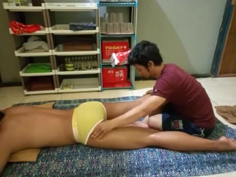Indonesia Hot Massage for Men 4