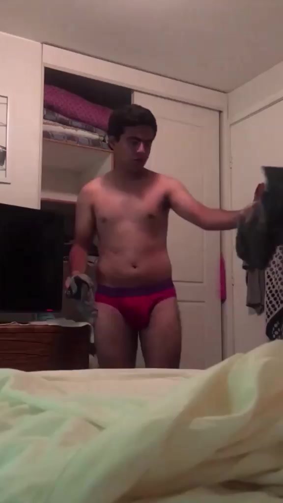 Roommate Dressing